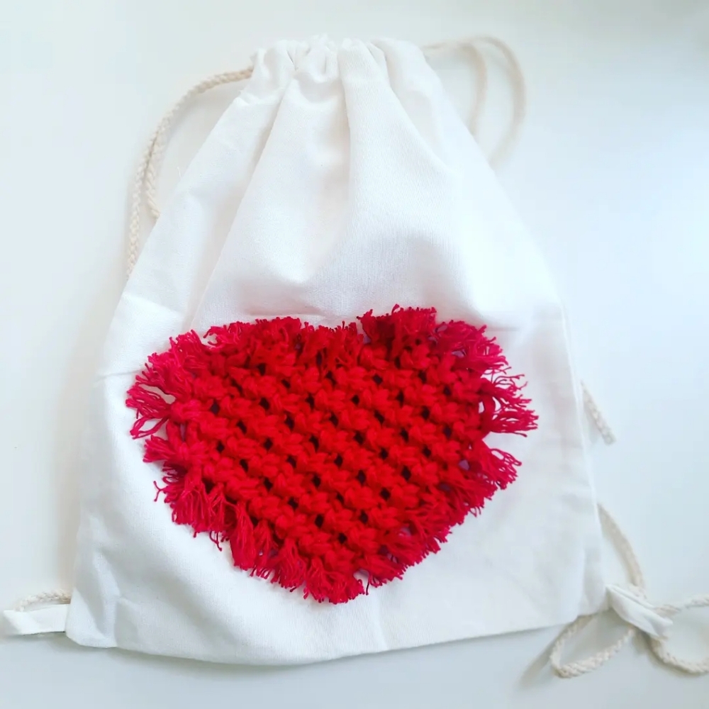 Backpack, drawstring bag macrame heart, white red heart, Coachella cotton bag